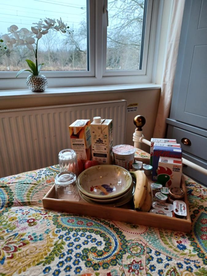 Stunning Homestay In Wolverhampton Bushbury Kültér fotó